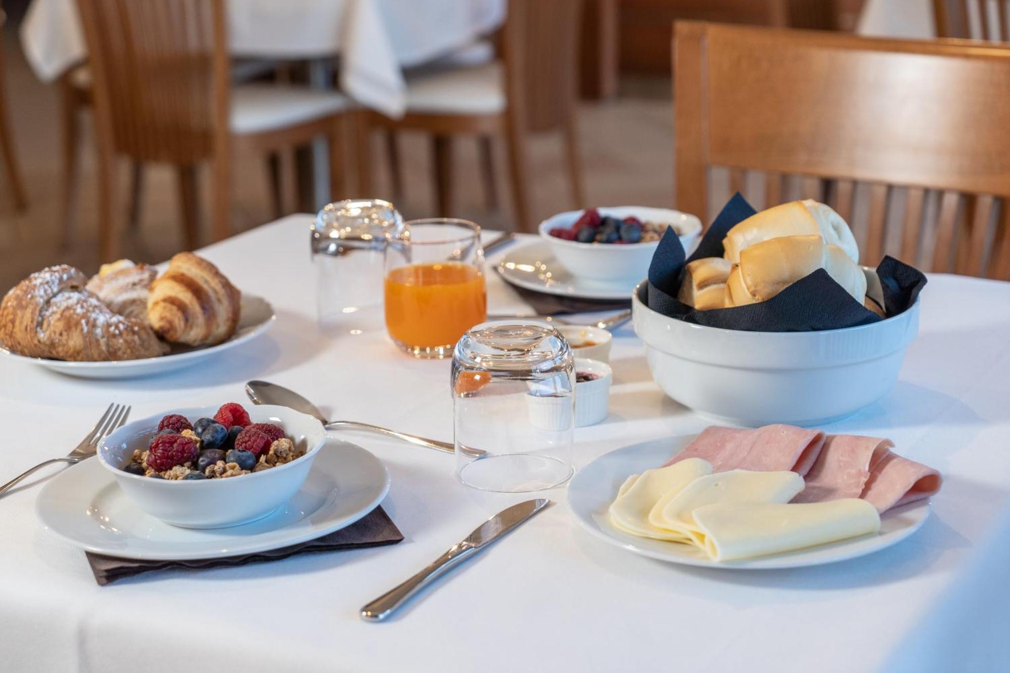 Hotel Canova Sport & Relax Granigo Εξωτερικό φωτογραφία